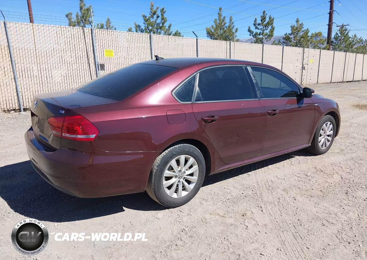 2014 Volkswagen Passat 1.8T Wolfsburg Edition VIN:1VWAT7A3XEC080018 - 4