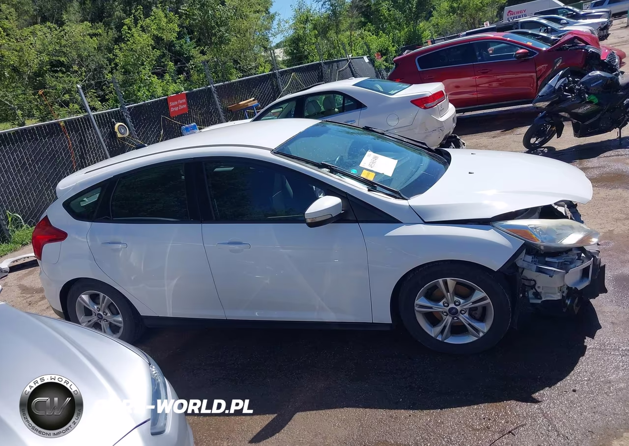 2014 Ford Focus Se VIN:1FADP3K27EL209230 - 14