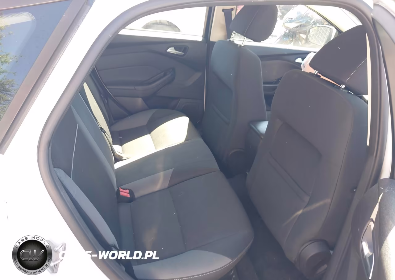2014 Ford Focus Se VIN:1FADP3K27EL209230 - 8