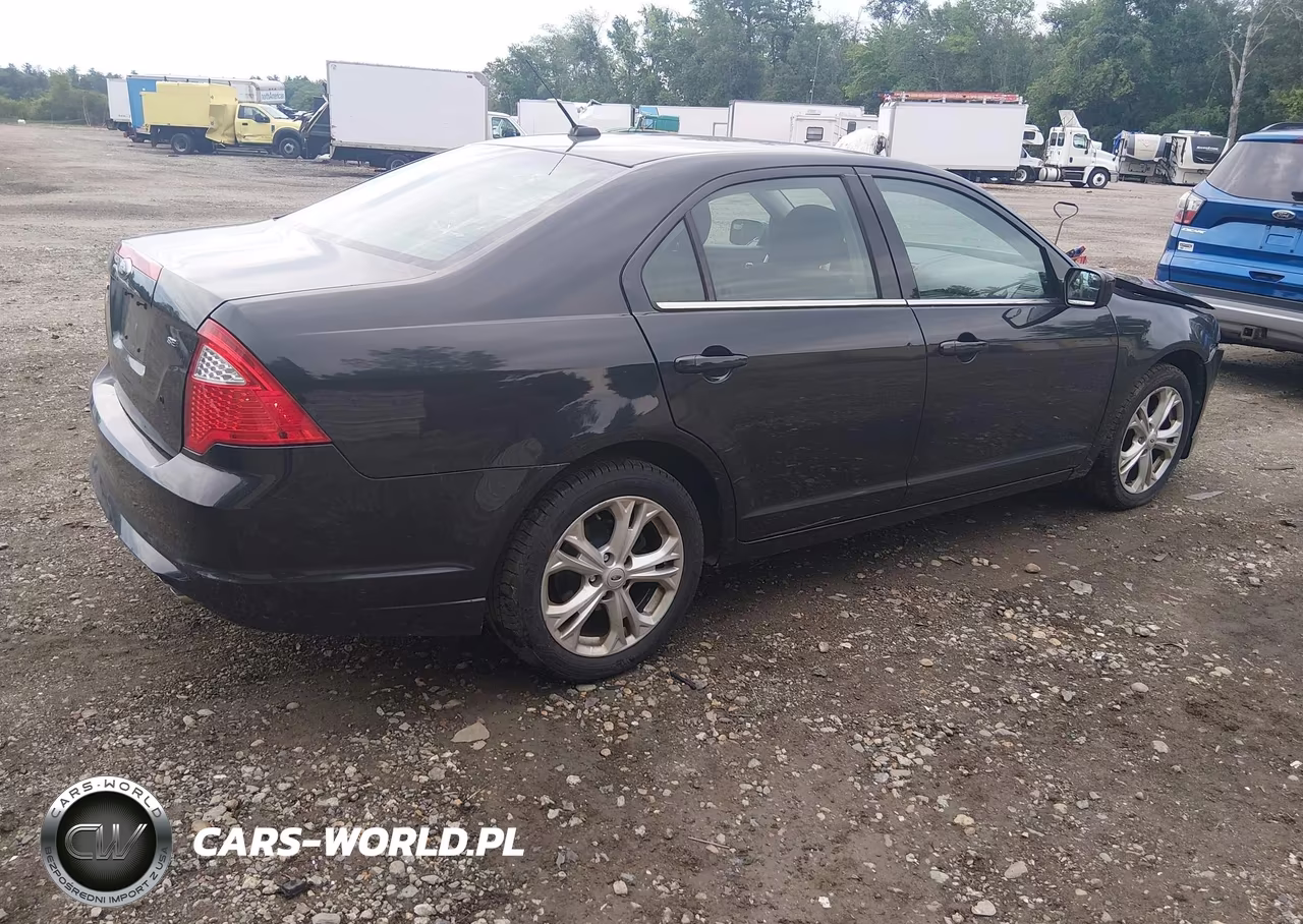 2012 Ford Fusion Se VIN:3FAHP0HAXCR404302 - 4