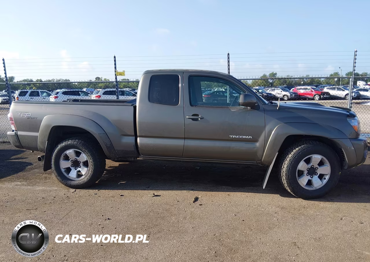 2010 Toyota Tacoma Base V6 VIN:5TEUU4EN6AZ689142 - 14