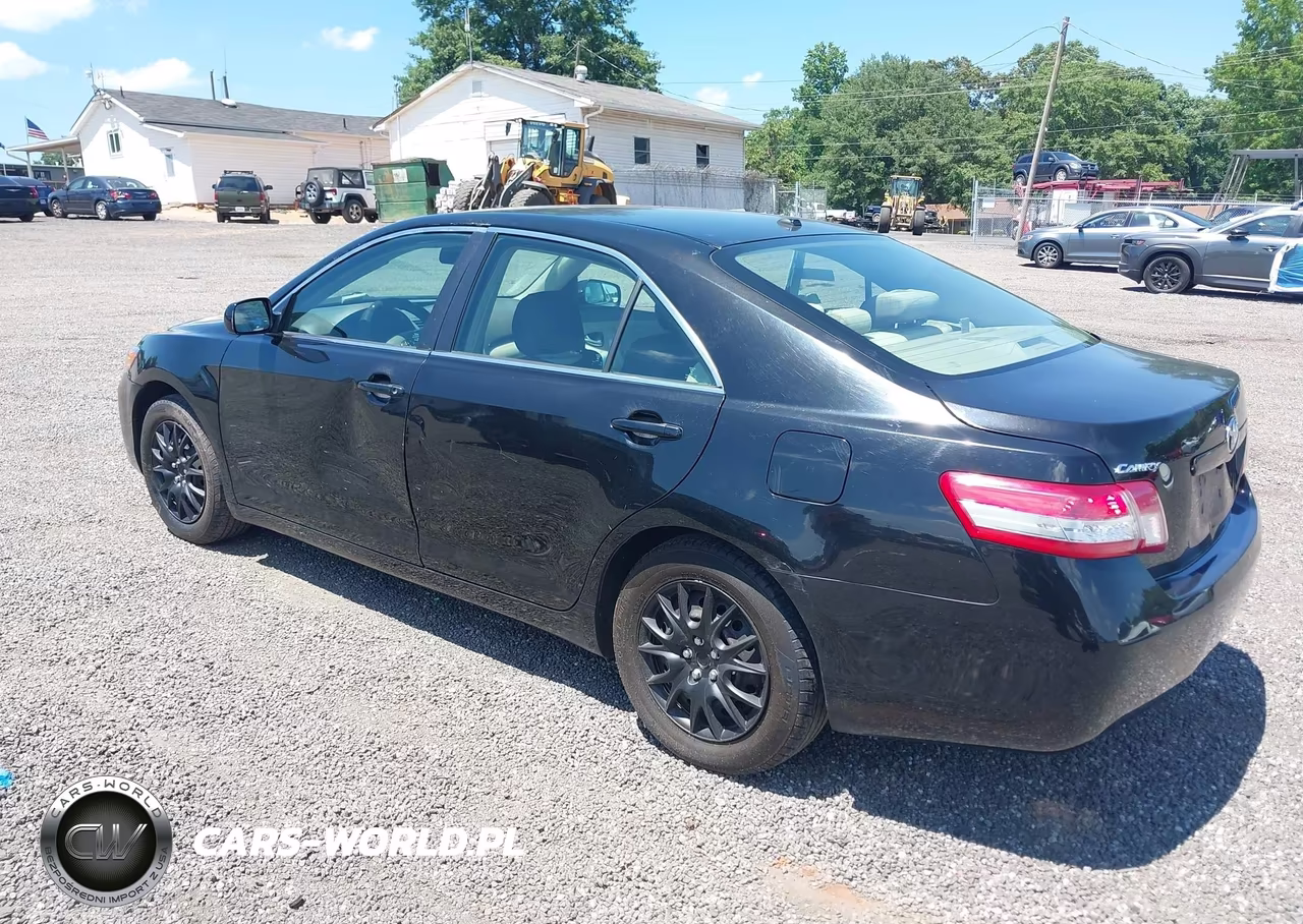 2010 Toyota Camry Le VIN:4T4BF3EK2AR017798 - 3