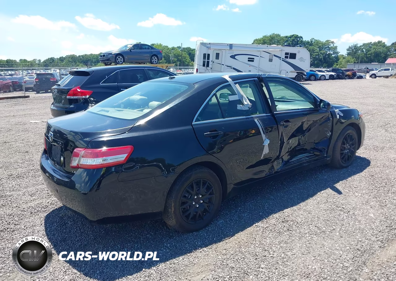 2010 Toyota Camry Le VIN:4T4BF3EK2AR017798 - 4