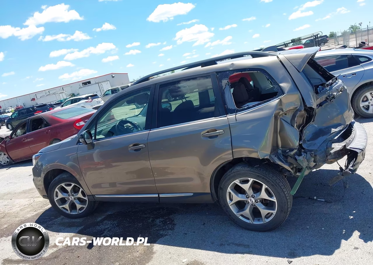 2018 Subaru Forester 2.5I Touring VIN:JF2SJAWC3JH462179 - 15