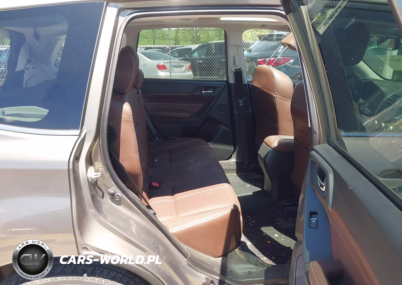 2018 Subaru Forester 2.5I Touring VIN:JF2SJAWC3JH462179 - 8