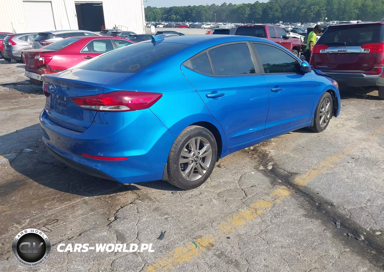2018 Hyundai Elantra Sel VIN:KMHD84LF3JU657334 - 4
