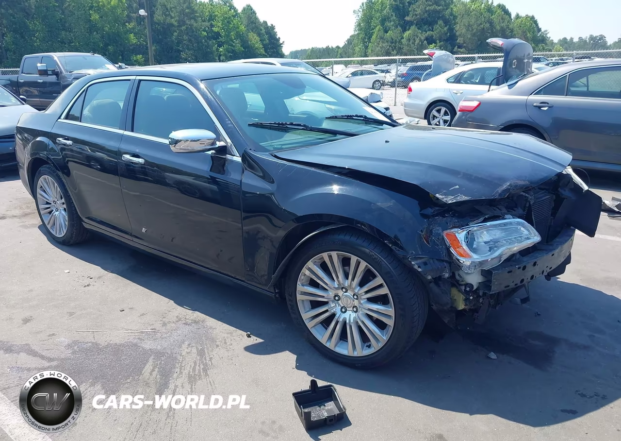 2014 Chrysler 300C – zdjęcie 1 z 16