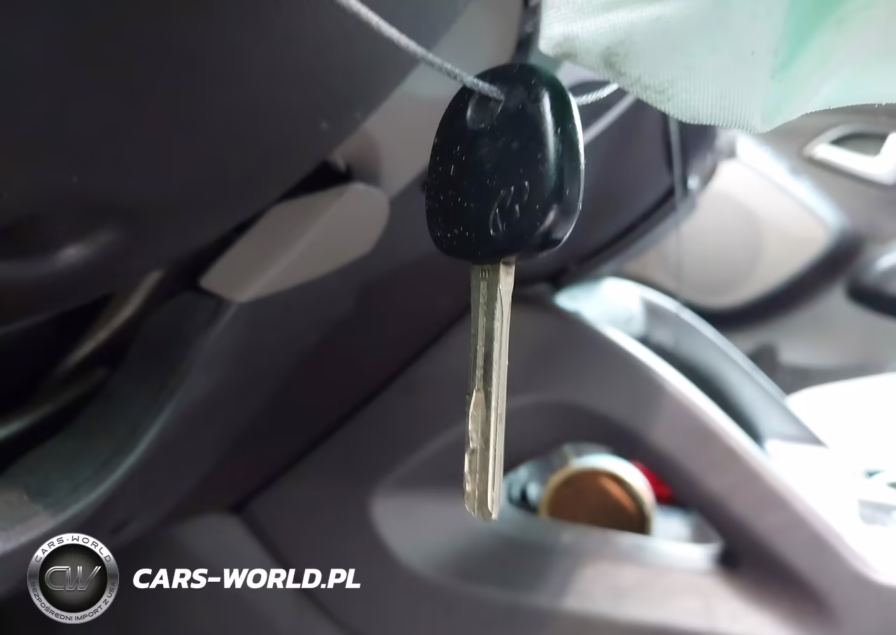 2013 Hyundai Tucson Gls VIN:KM8JU3AC9DU740899 - 11