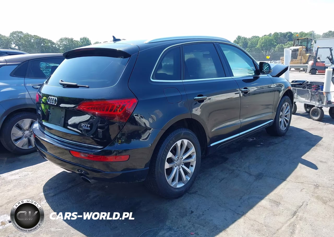 2016 Audi Q5 2.0T Premium VIN:WA1C2AFP2GA010173 - 4