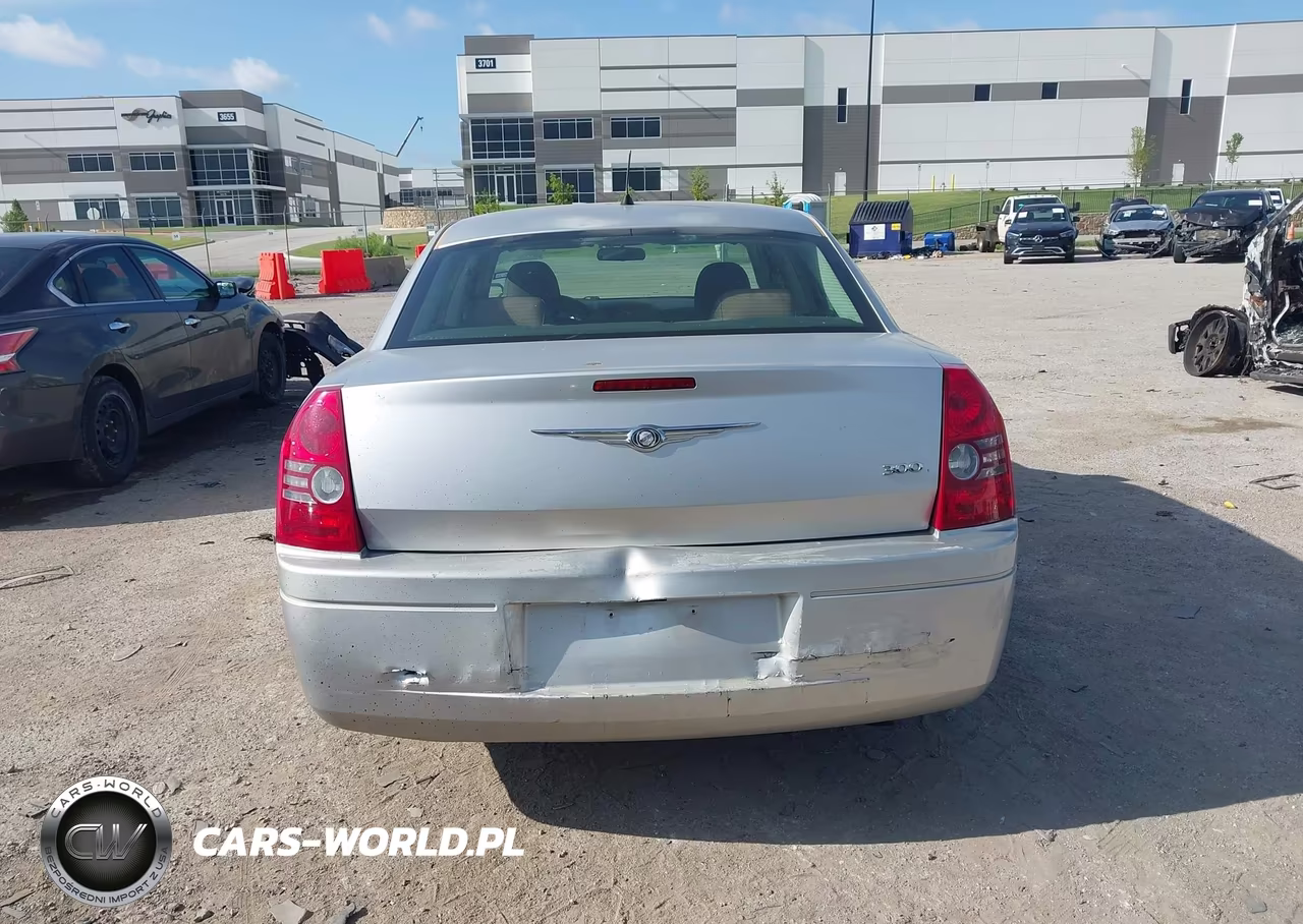 2008 CHRYSLER 300 LX VIN:2C3KA43R98H109057 - 16