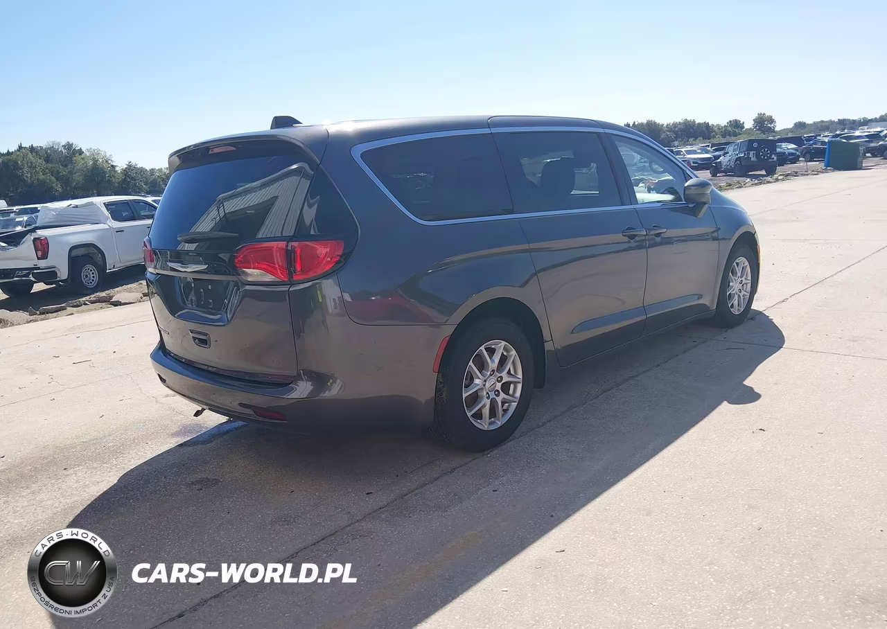 2023 Chrysler Voyager Lx VIN:2C4RC1CG5PR606133 - 4