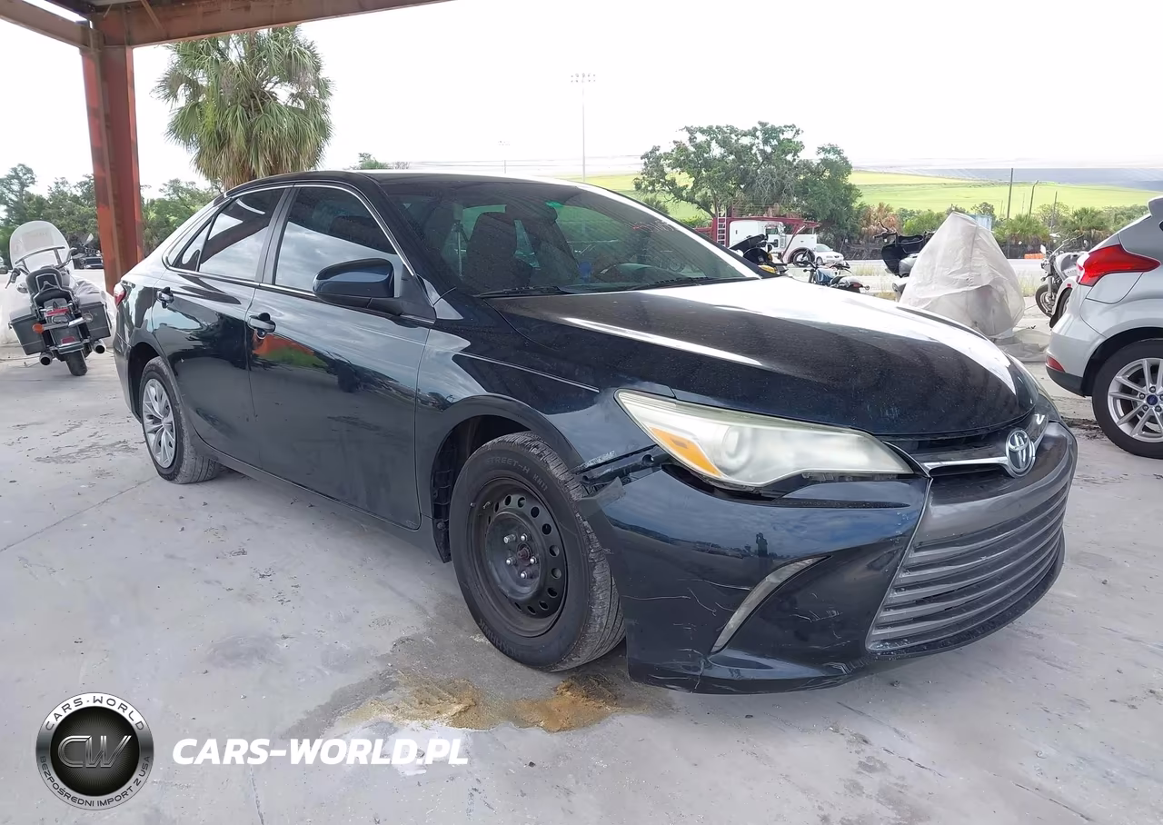 2015 Toyota Camry Le