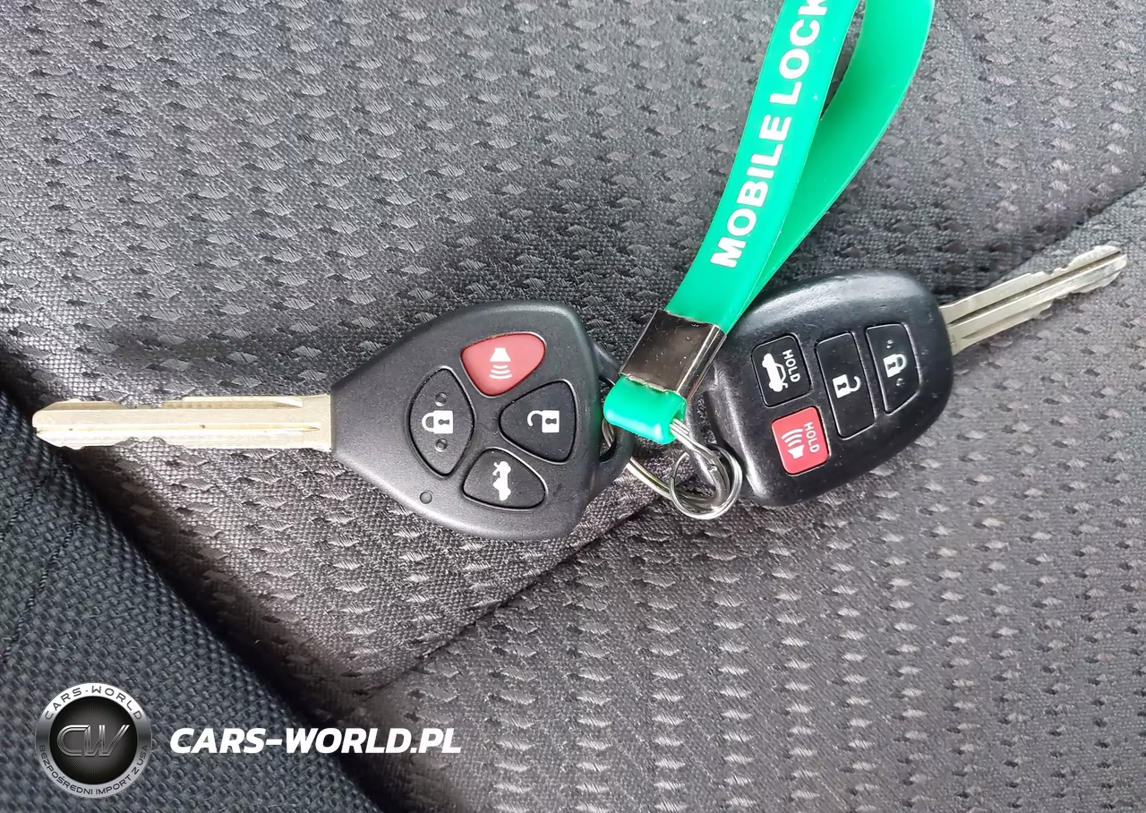 2015 Toyota Camry Le VIN:4T4BF1FKXFR471310 - 11