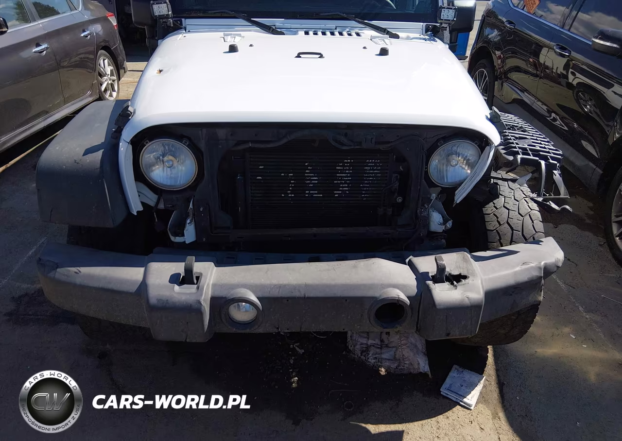 2013 Jeep Wrangler Unlimited Sport VIN:1C4BJWDG2DL513738 - 6