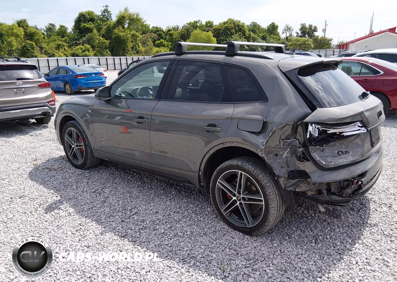 2024 Audi Q5 Premium Plus 55 Tfsi E S Line Quattro S Tronic VIN:WA1E2AFY0R2121125 - 3
