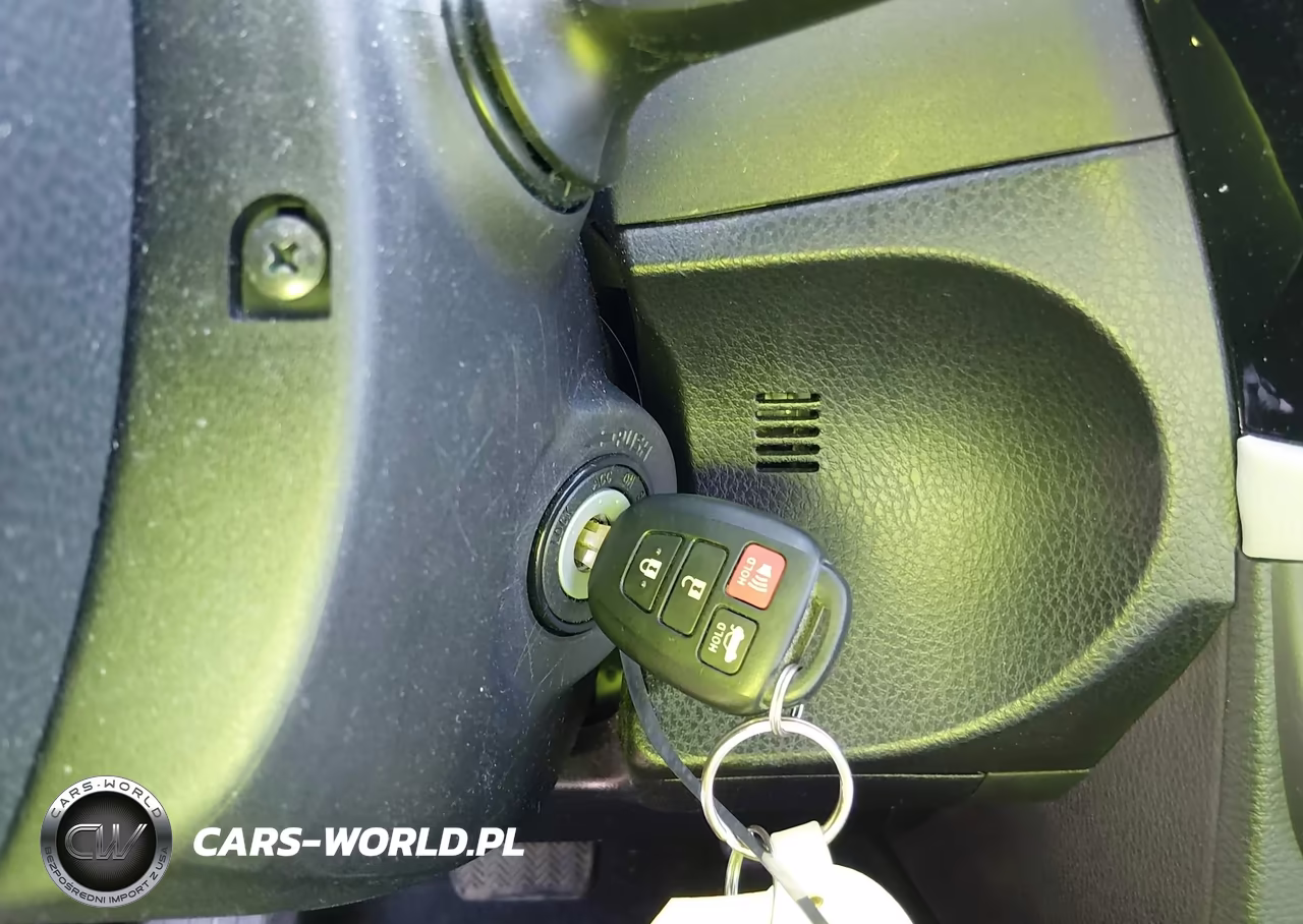 2015 Toyota Corolla Le VIN:2T1BURHE7FC436862 - 11