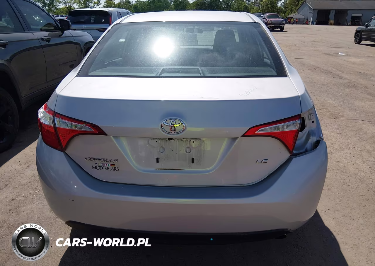 2015 Toyota Corolla Le VIN:2T1BURHE7FC436862 - 17