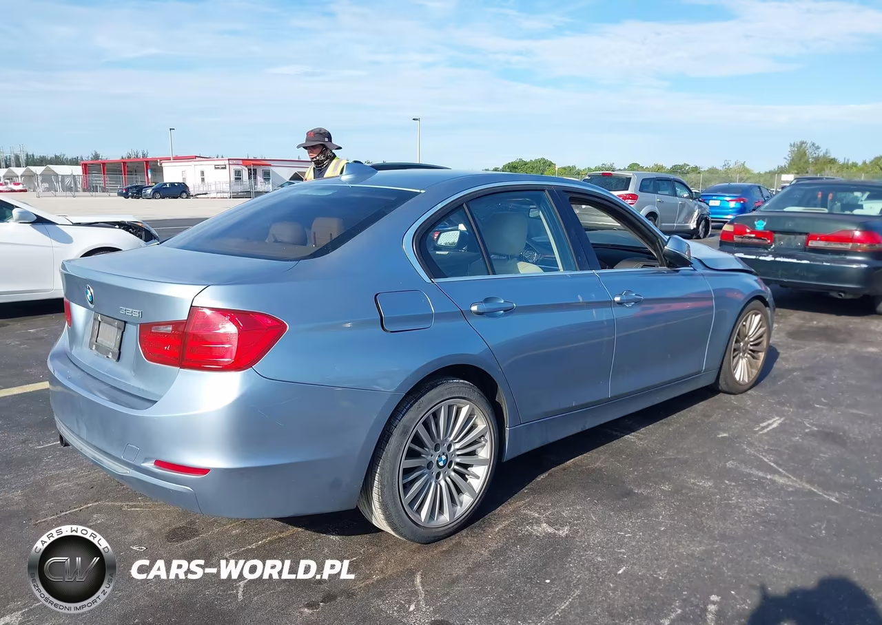 2012 BMW 328I VIN:WBA3C1C5XCF431610 - 4