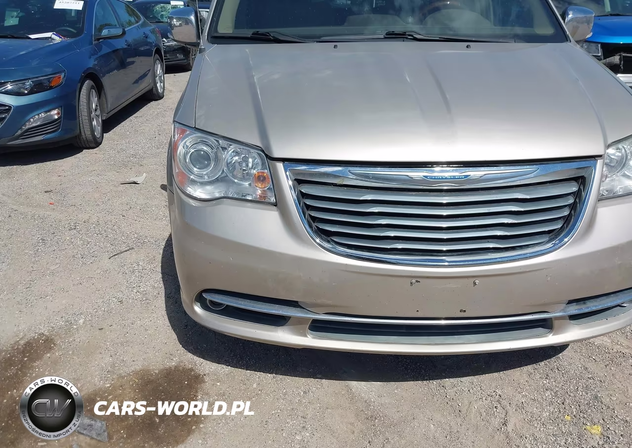 2016 Chrysler Town & Country Limited Platinum VIN:2C4RC1GG5GR207068 - 6