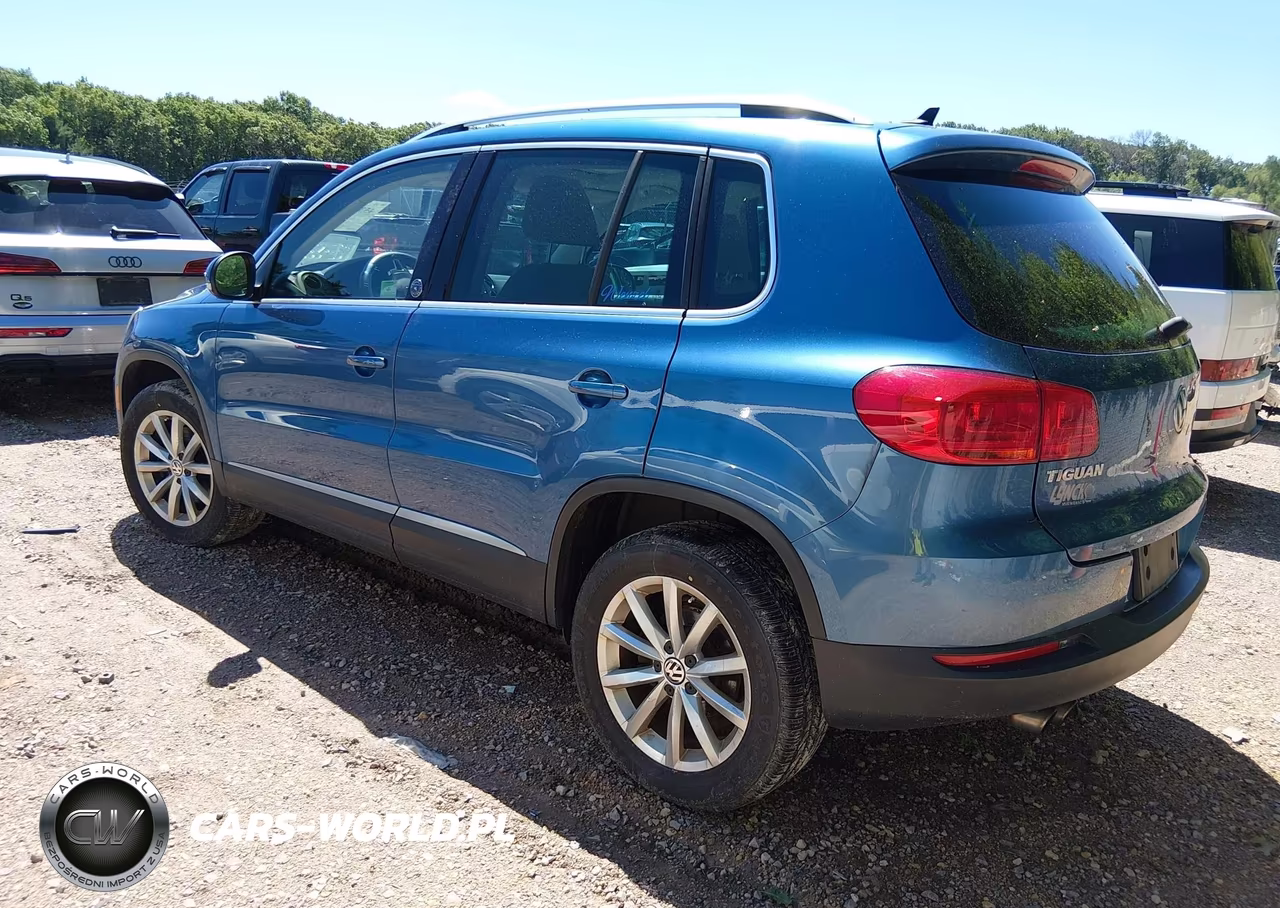 2017 Volkswagen Tiguan 2.0T Wolfsburg Edition VIN:WVGSV7AX3HW512208 - 3
