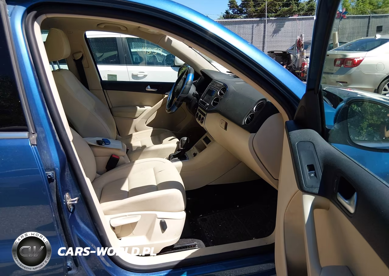 2017 Volkswagen Tiguan 2.0T Wolfsburg Edition VIN:WVGSV7AX3HW512208 - 5