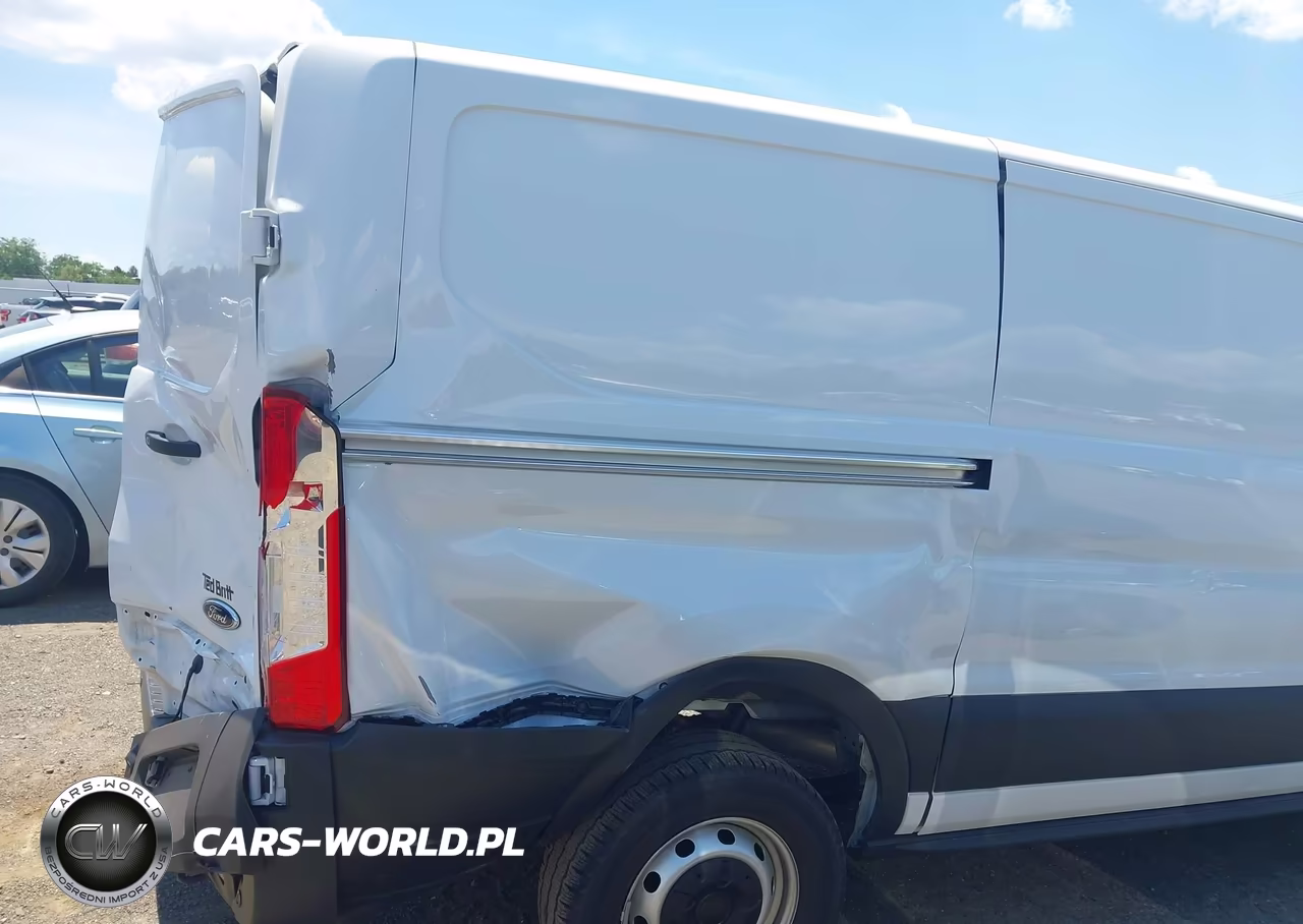 2025 Ford Transit-250 VIN:1FTBR1Y82SKA41168 - 17