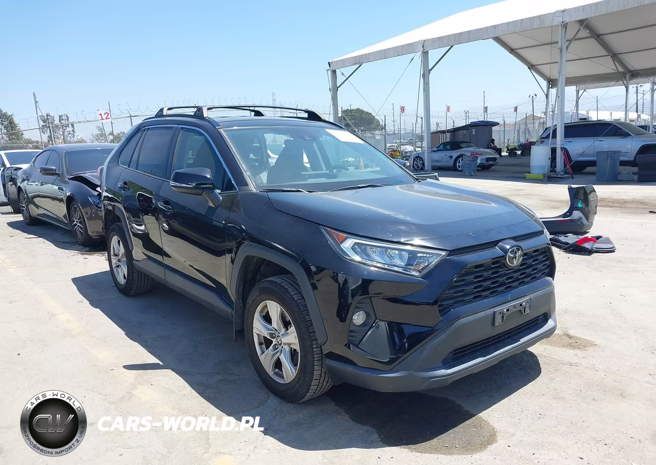 2021 Toyota Rav4 Xle – zdjęcie 1 z 17
