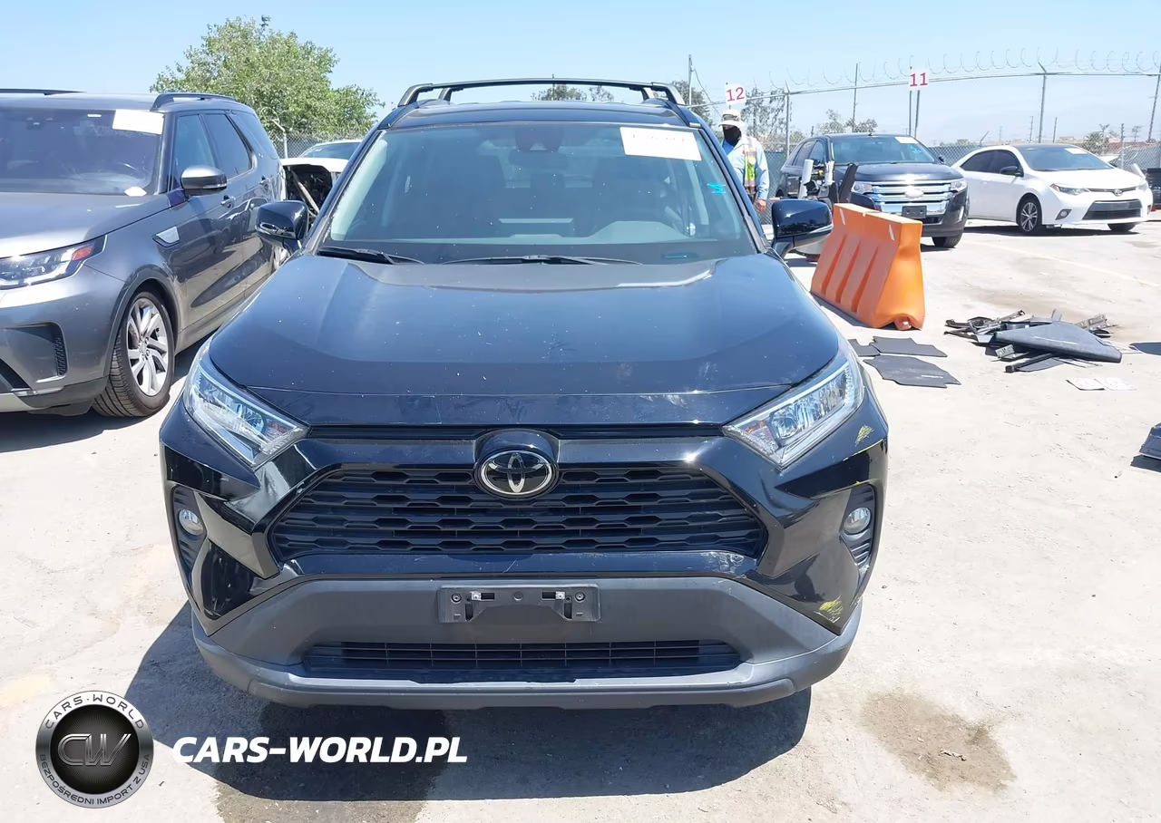 2021 Toyota Rav4 Xle VIN:2T3W1RFV6MC129653 - 13