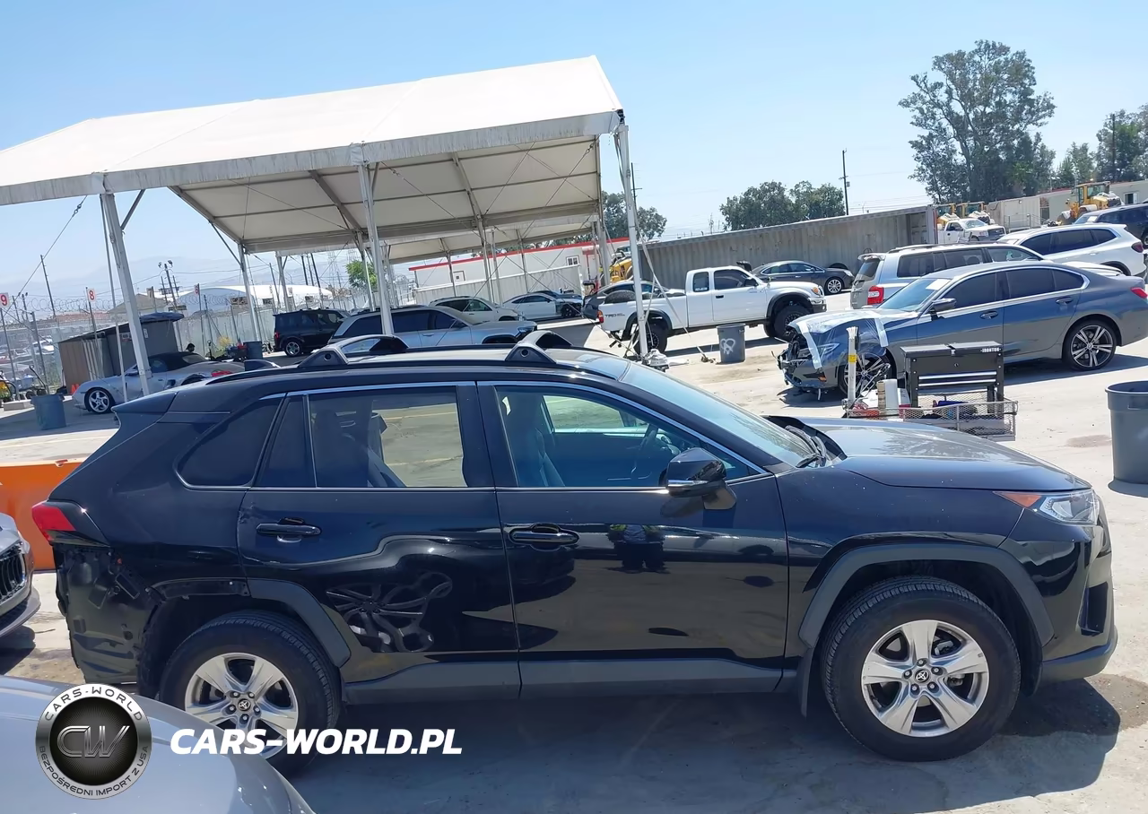 2021 Toyota Rav4 Xle VIN:2T3W1RFV6MC129653 - 14