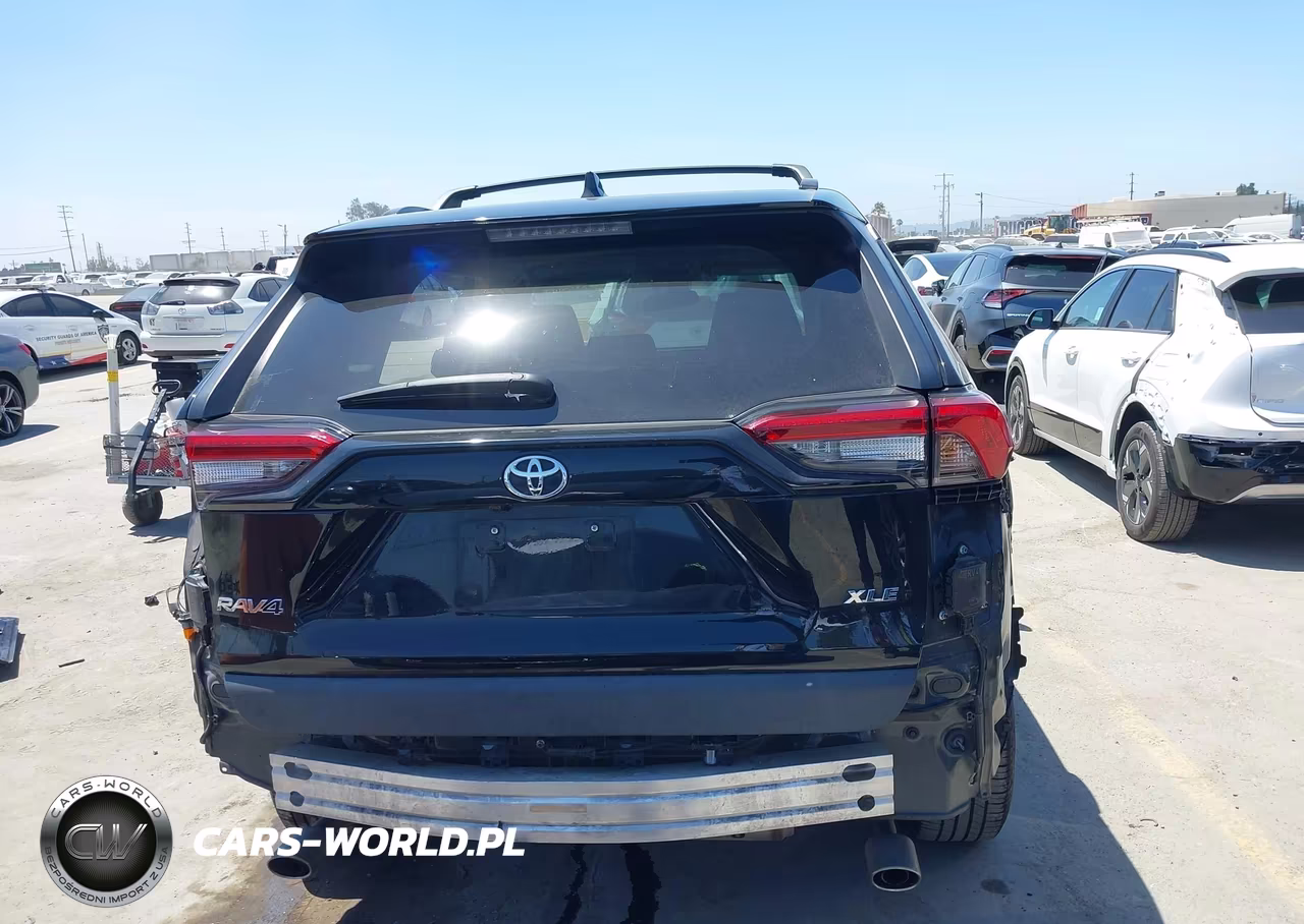 2021 Toyota Rav4 Xle VIN:2T3W1RFV6MC129653 - 17