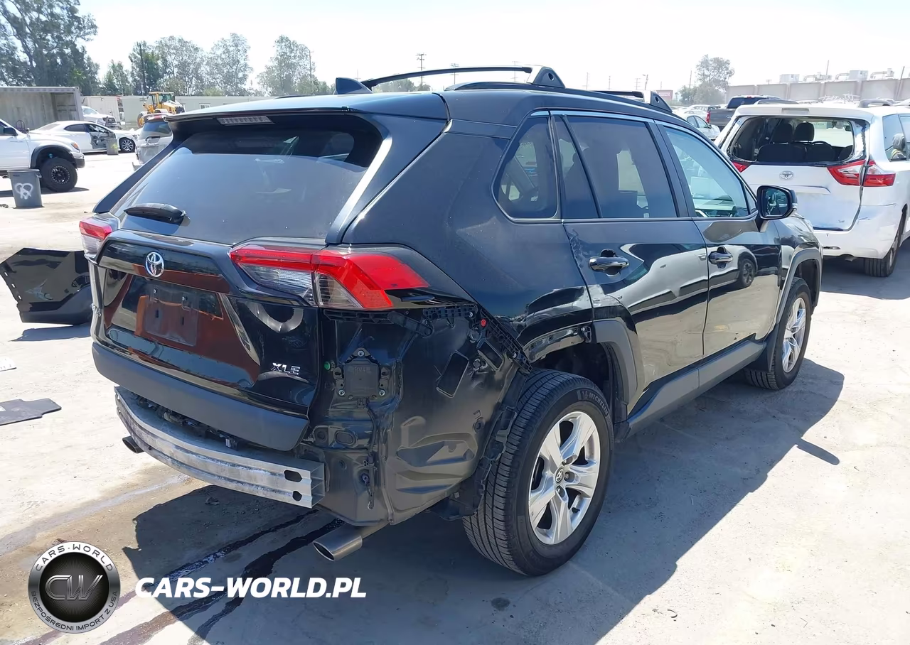 2021 Toyota Rav4 Xle VIN:2T3W1RFV6MC129653 - 4