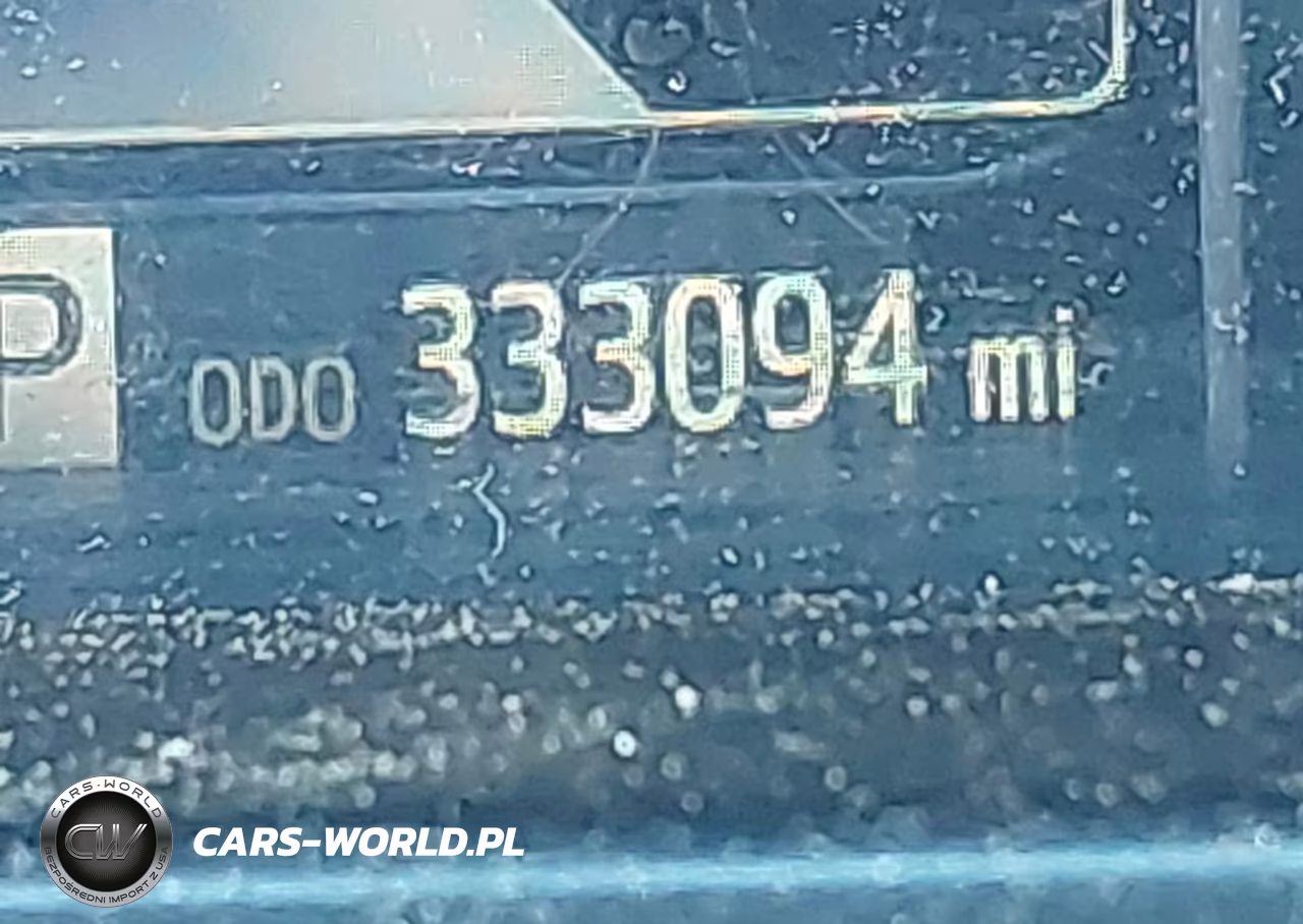 2017 Toyota Camry Le VIN:4T1BF1FK8HU619919 - 16