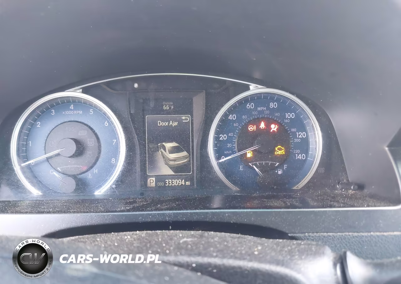 2017 Toyota Camry Le VIN:4T1BF1FK8HU619919 - 7