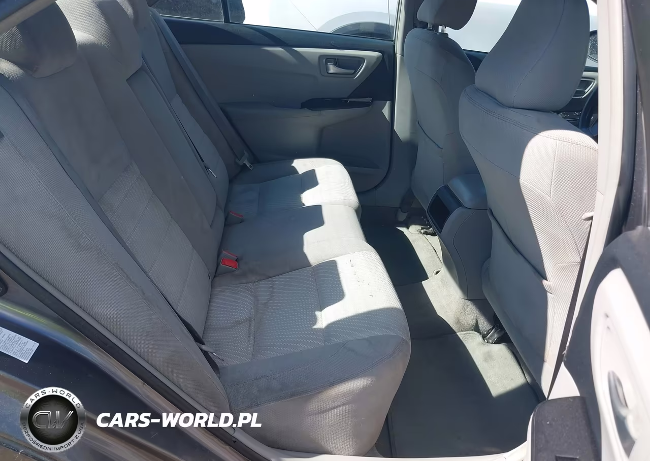 2017 Toyota Camry Le VIN:4T1BF1FK8HU619919 - 8
