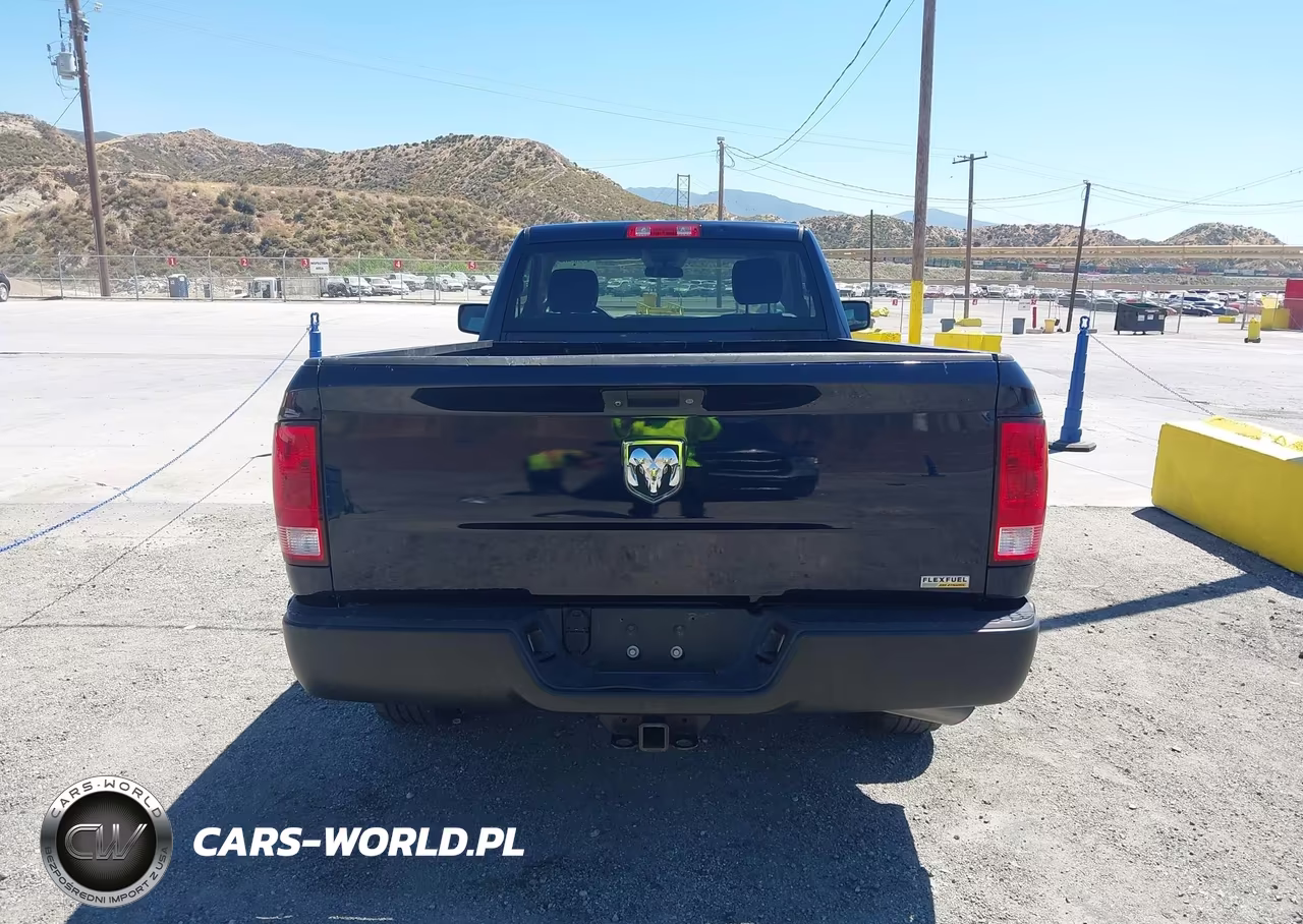 2018 Ram 1500 Tradesman 4X2 8' Box VIN:3C6JR6DG8JG255391 - 17