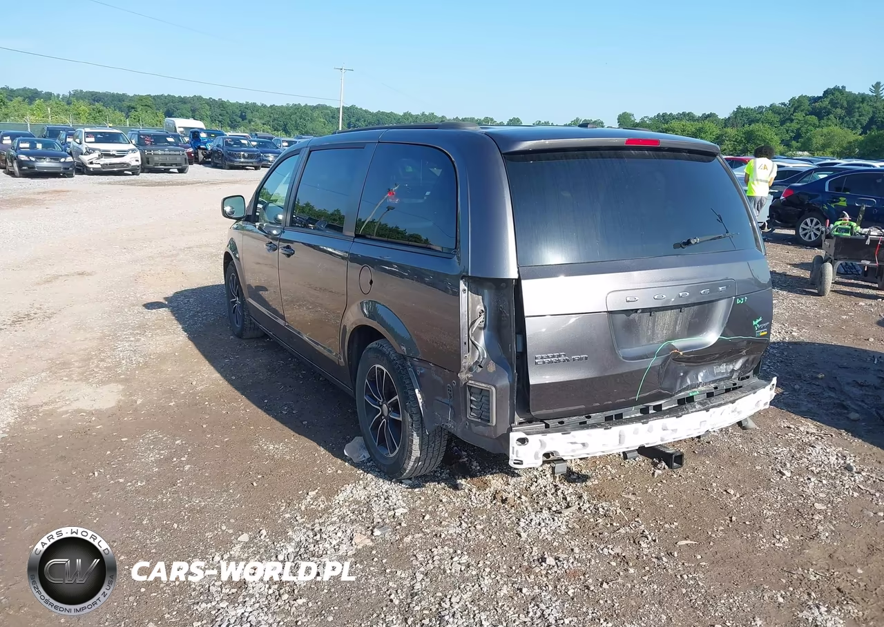 2018 Dodge Grand Caravan Gt VIN:2C4RDGEG9JR202286 - 3