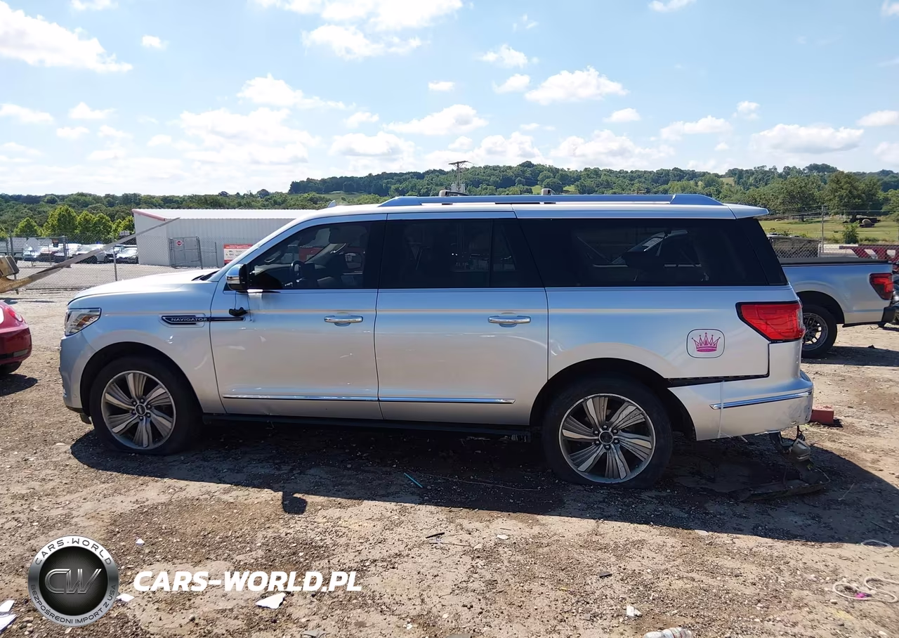 2018 Lincoln Navigator L Black Label VIN:5LMJJ3TT4JEL18385 - 14