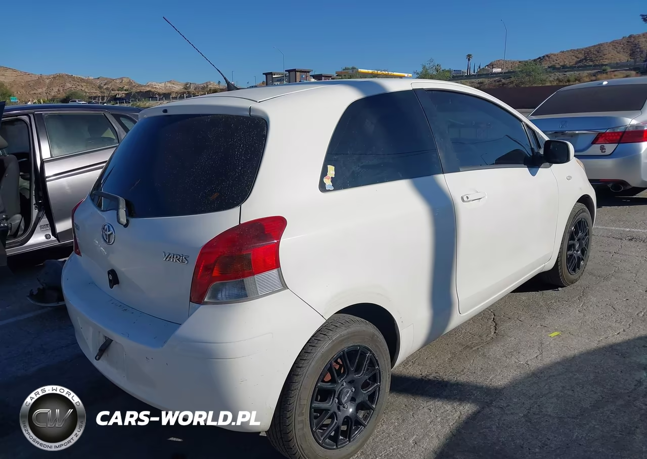 2009 Toyota Yaris VIN:JTDJT903X95225097 - 4