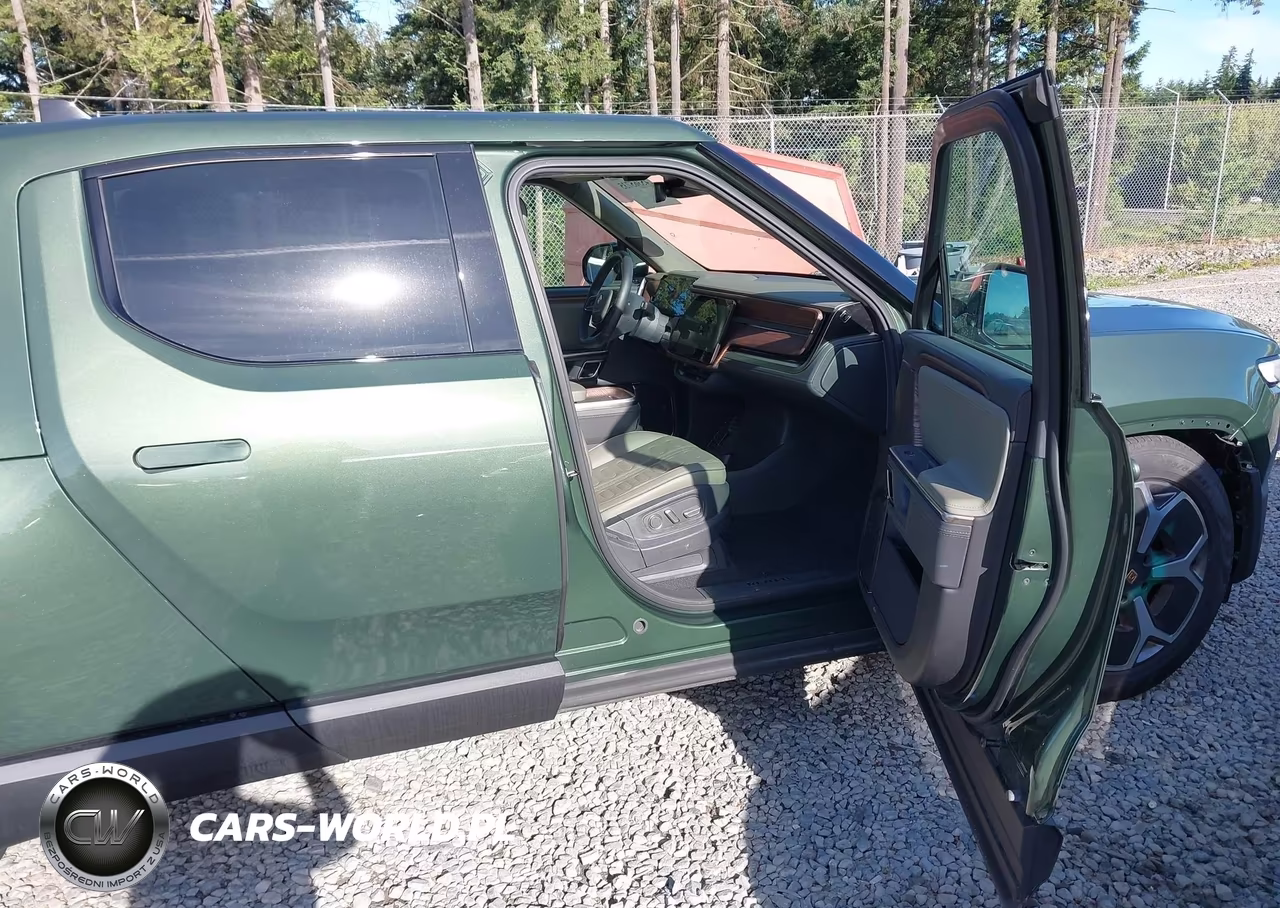 2023 Rivian R1T Adventure-Adventure Dual Motor Large Pack-Adventure Dual Motor Max Pack VIN:7FCTGBAA6PN029439 - 5