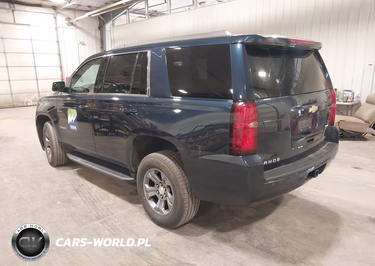 2018 Chevrolet Tahoe Ls VIN:1GNSKAKC1JR289281 - 3