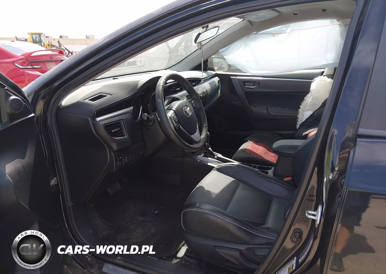 2015 Toyota Corolla S VIN:5YFBURHE8FP327133 - 5