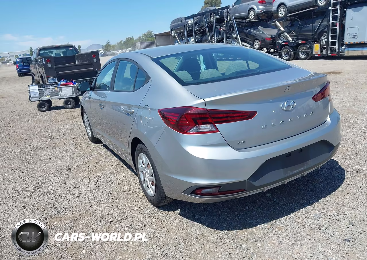 2020 Hyundai Elantra Se VIN:5NPD74LFXLH600875 - 3
