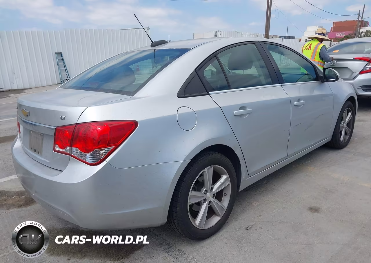 2015 Chevrolet Cruze 2Lt Auto VIN:1G1PE5SB2F7204688 - 4