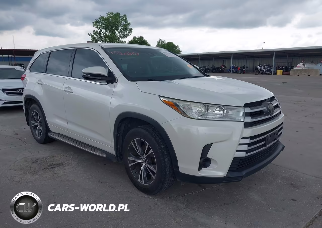 2017 Toyota Highlander Le