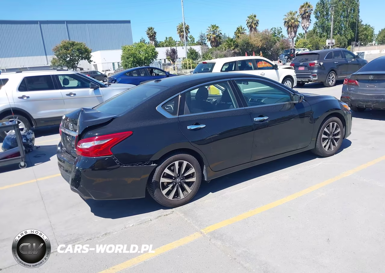 2018 Nissan Altima 2.5 Sv VIN:1N4AL3AP1JC211819 - 4