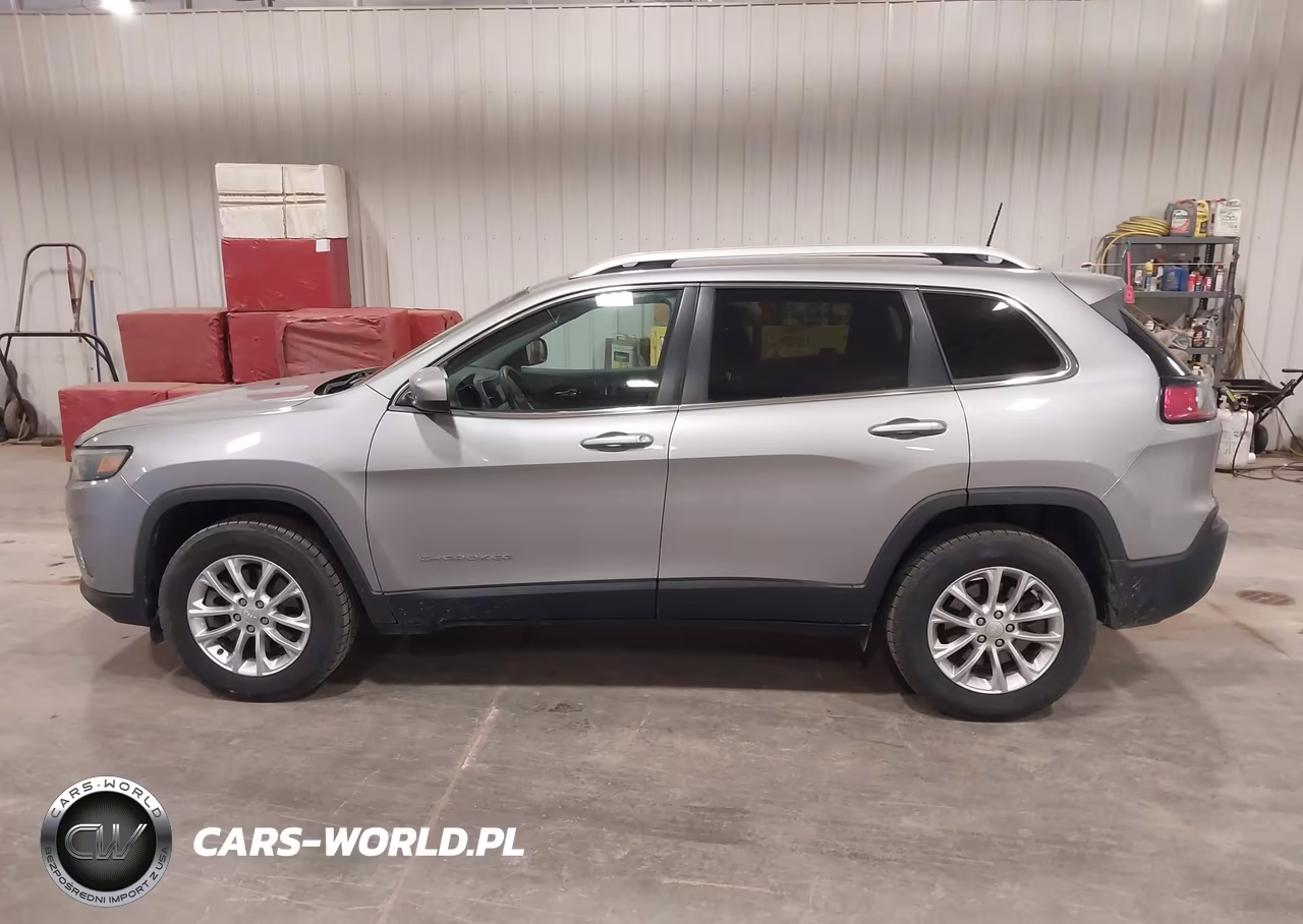 2019 Jeep Cherokee Latitude 4X4 VIN:1C4PJMCB2KD341184 - 14