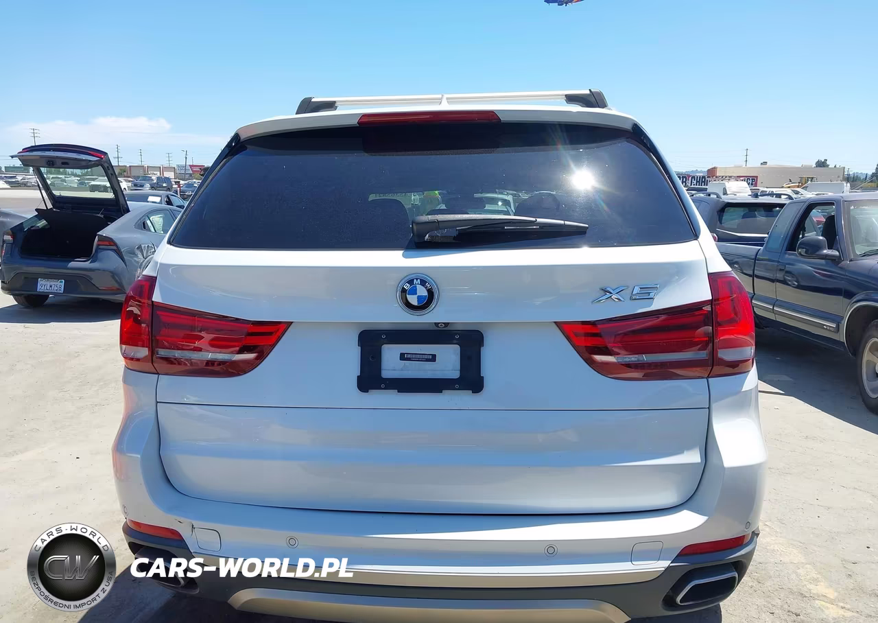 2018 BMW X5 Sdrive35I VIN:5UXKR2C51J0X10221 - 16