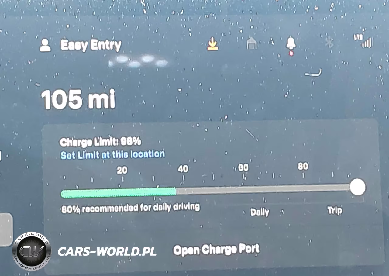 2022 Tesla Model X Dual Motor All-Wheel Drive VIN:7SAXCBE56NF328928 - 17