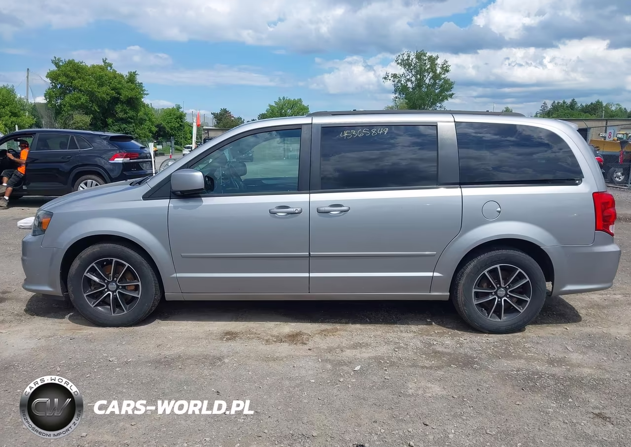 2017 Dodge Grand Caravan Gt VIN:2C4RDGEG3HR737253 - 14