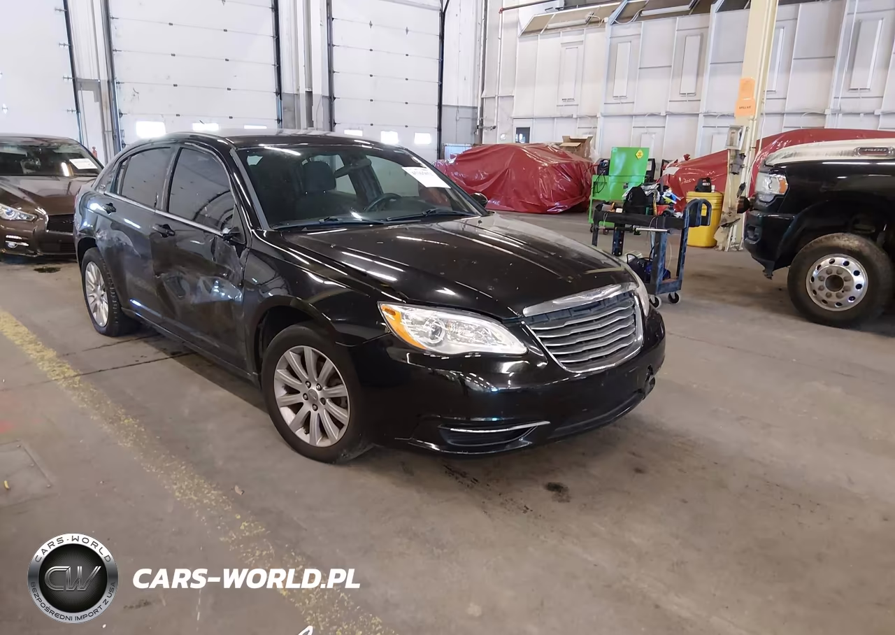 2014 Chrysler 200 Touring – zdjęcie 1 z 16